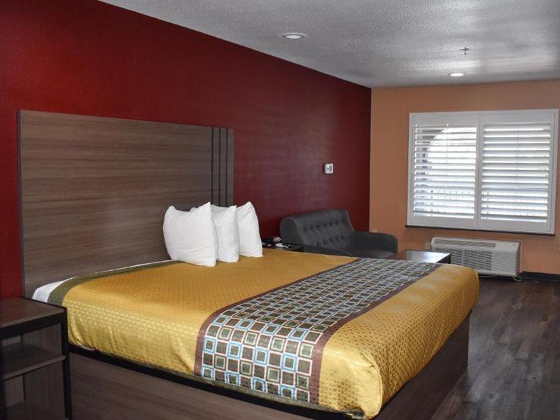 Baymont By Wyndham Manteca Exterior foto