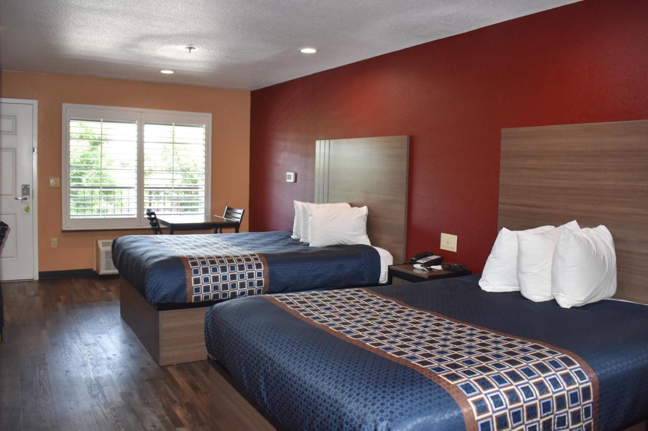 Baymont By Wyndham Manteca Exterior foto